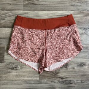 Athleta Run With It Micro Cheetah Printed 3.5" Inseam Running Shorts Size Medium